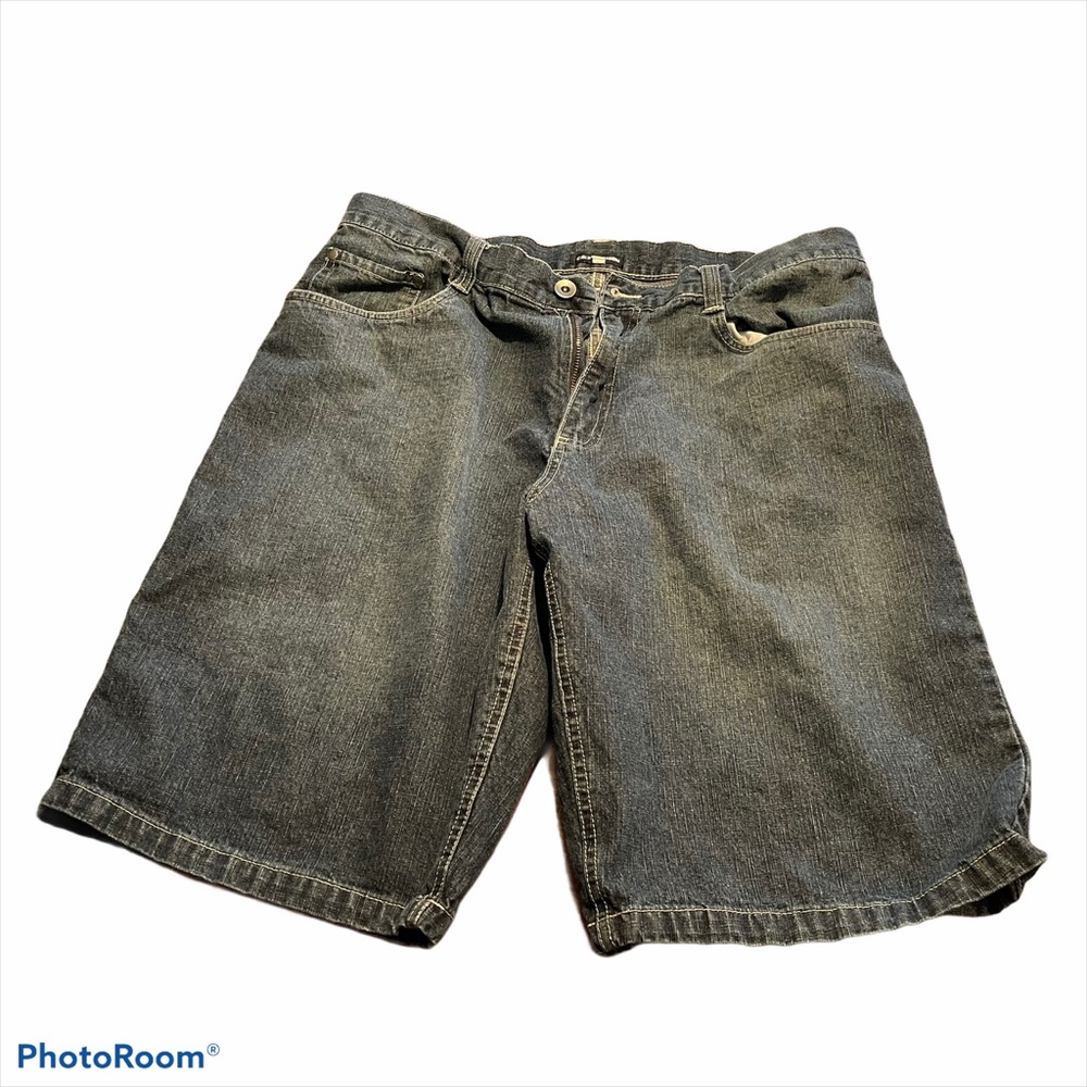 Men’s C&F Fashion Blue Jean Shorts Size 36x12”